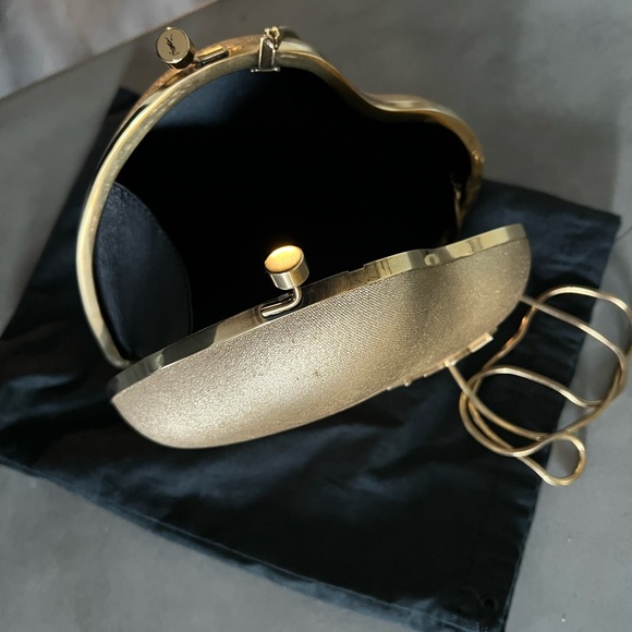 Saint Laurent Heart Bag - Picture 4 of 8